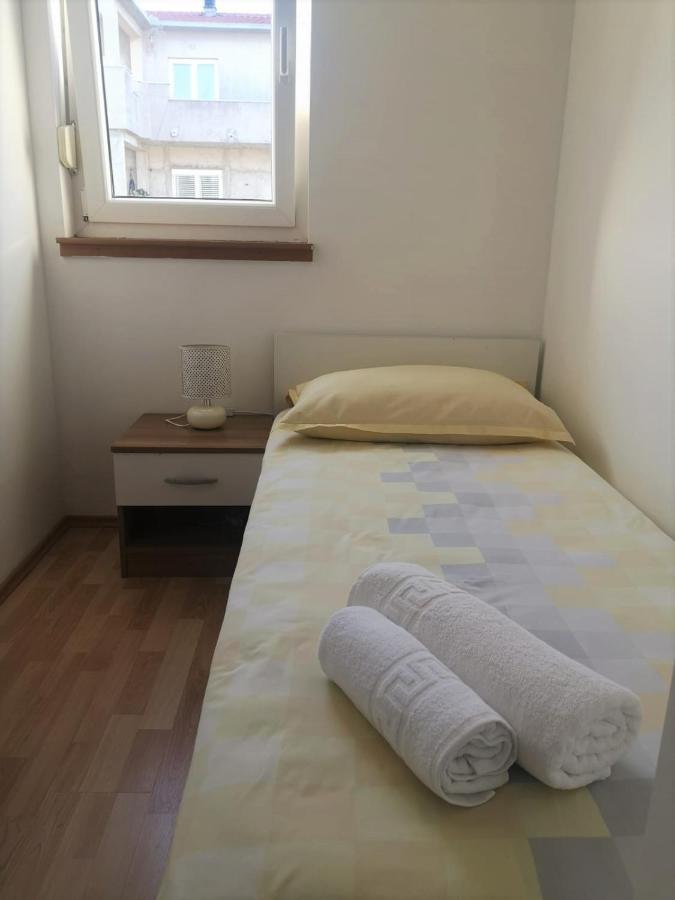 Apartments Tanja Kastela Exterior photo