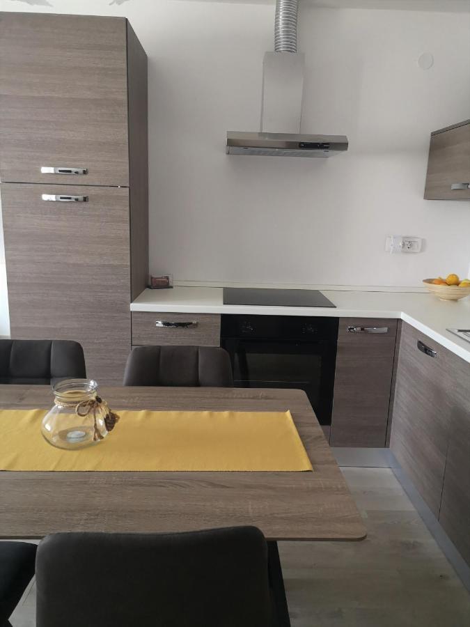 Apartments Tanja Kastela Exterior photo