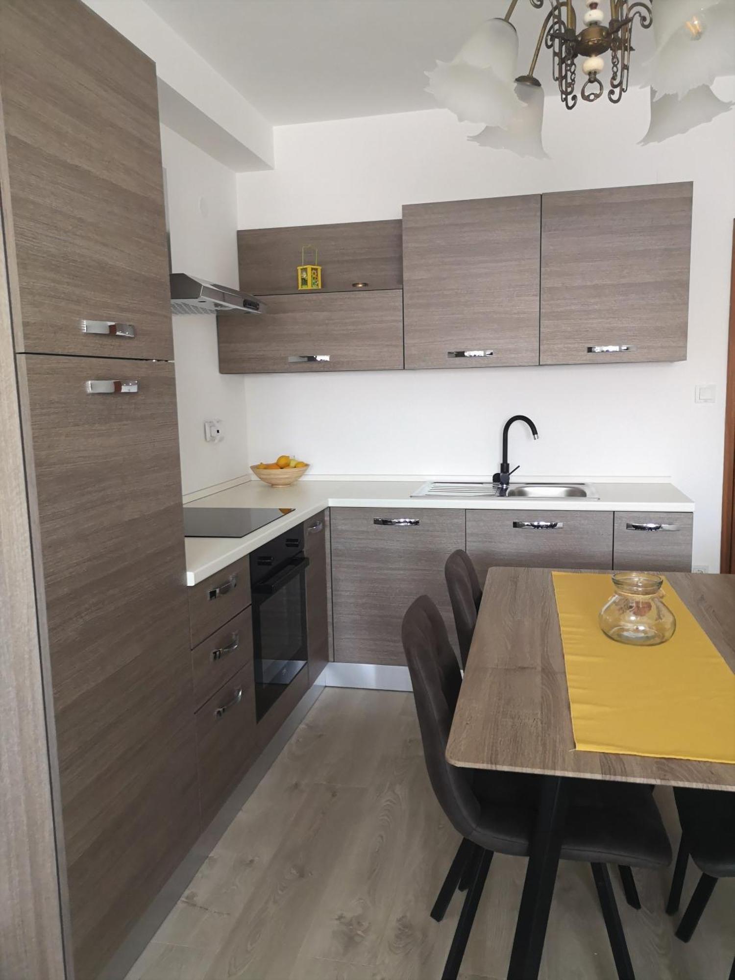 Apartments Tanja Kastela Exterior photo